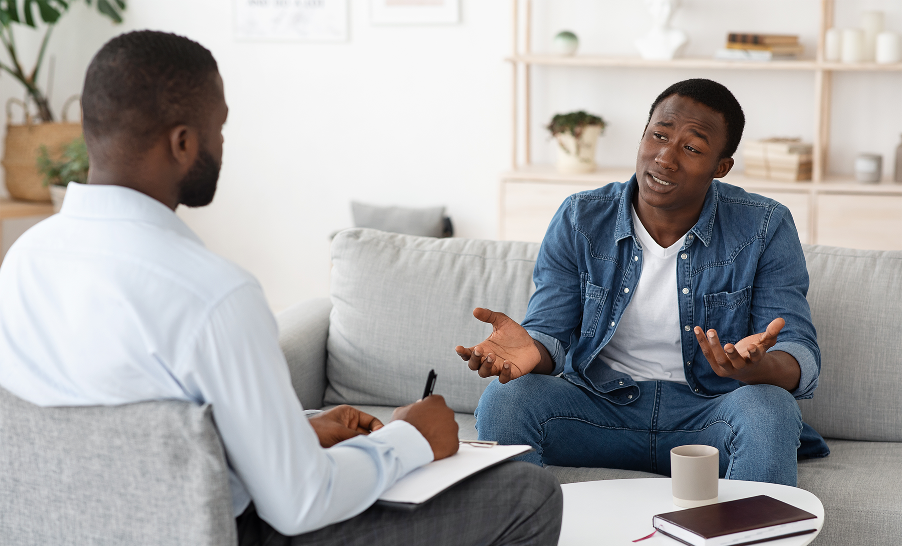 image-full-Examining-the-mental-health-of-university-students-A-quantitative-and-qualitative-approach-to-identifying-prevalence,-associations,-stressors,-and-interventions