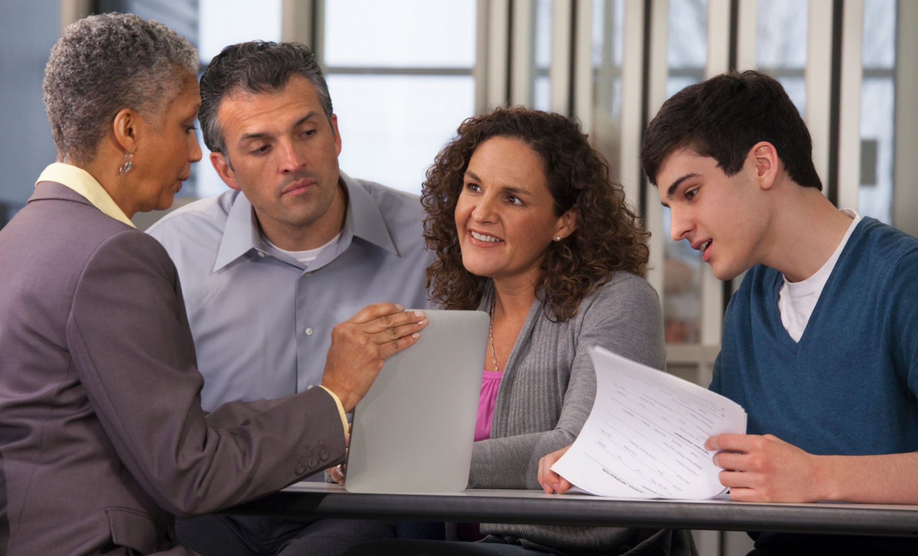 image-full-Low-income,-first-generation-students-experiences-of-parent-support-in-career-development